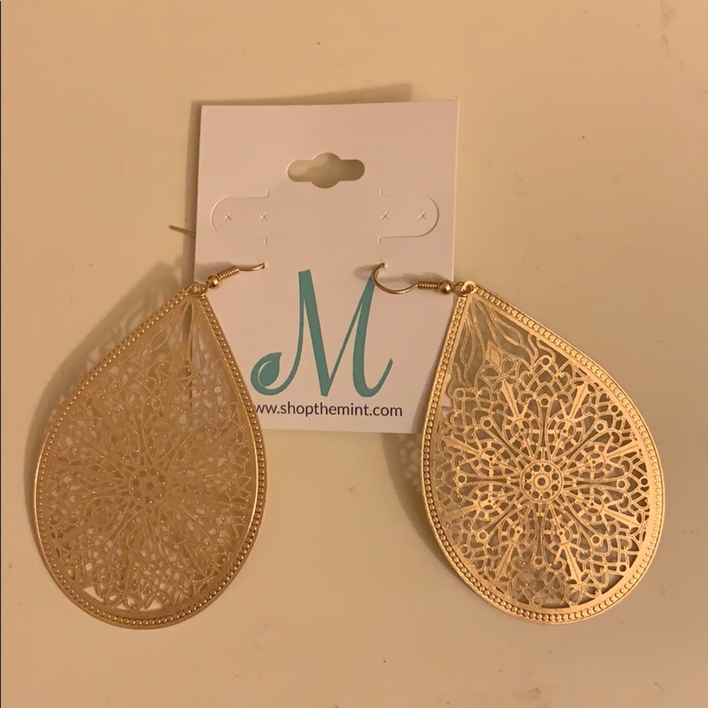 Gold earrings